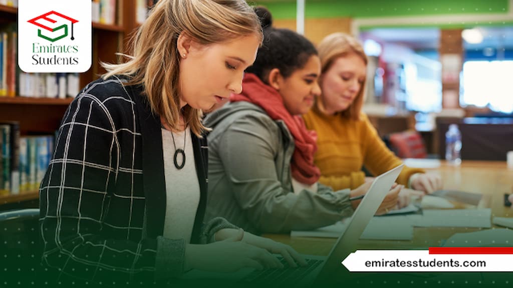 مكتب للتسجيل في الجامعات المصرية
